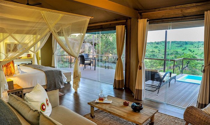 Luxury African Safari Honeymoon Package to See Gorillas & Safari-13 Day